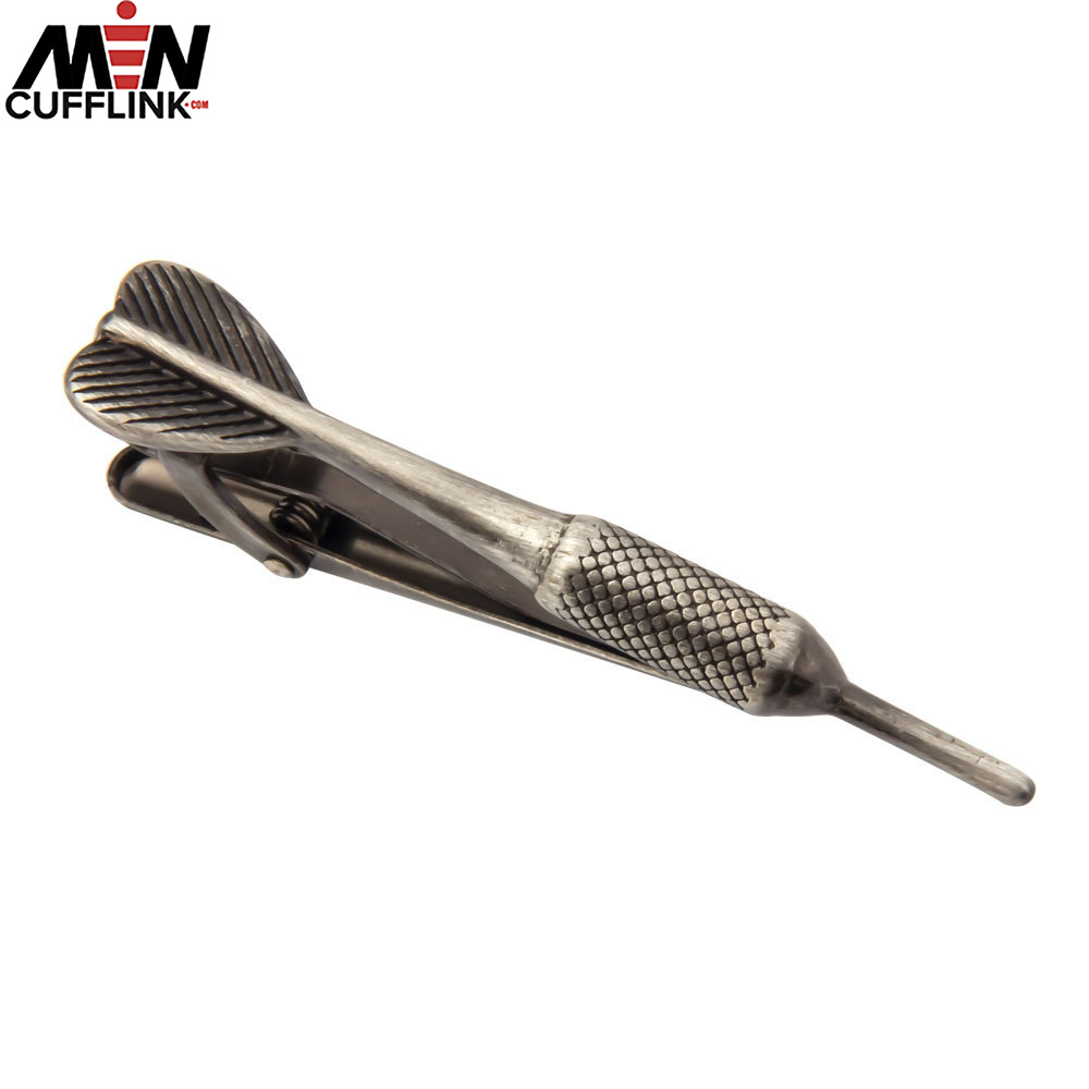 Dart shape tie clip